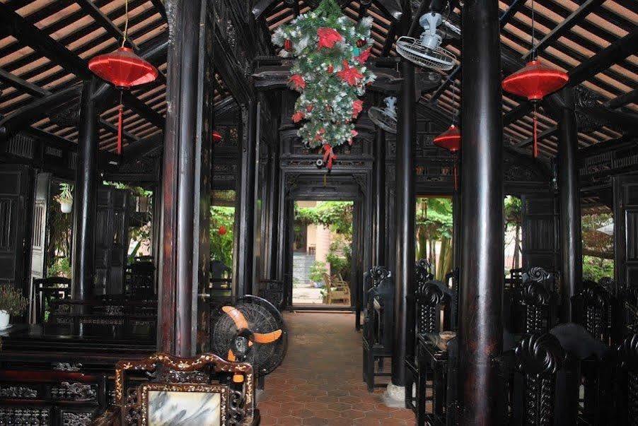 Hoang Yen Hotel Куинён Экстерьер фото